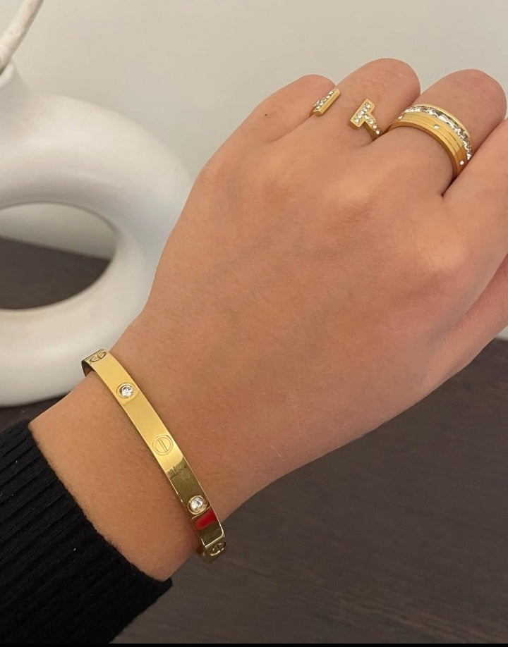 Cartier bracelet -best quality