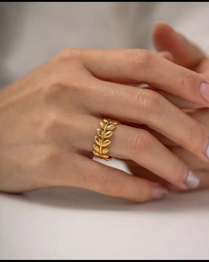 Round of leaf anti tarnish adjustable ring