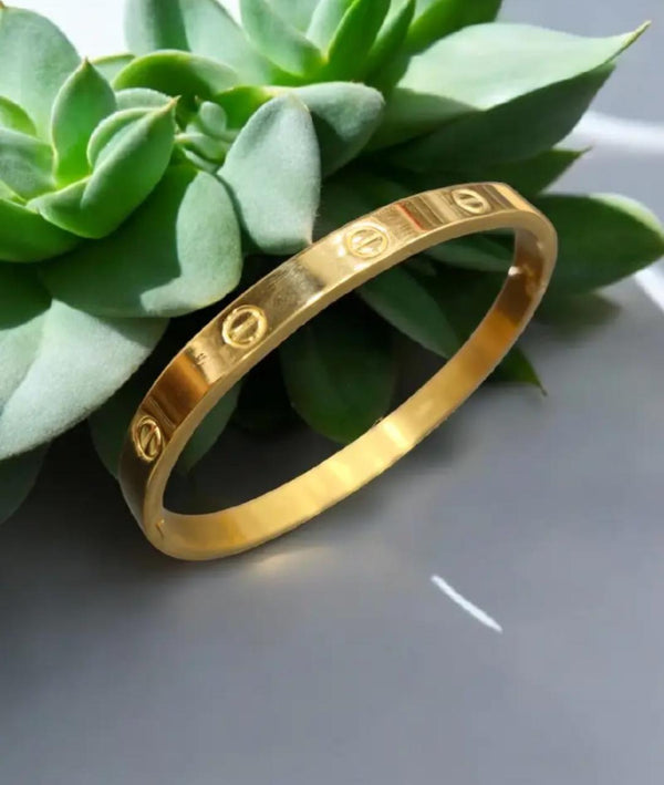 Gold-Plated Screw Motif Bangle