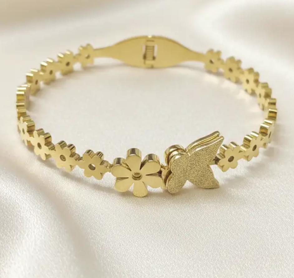 The Golden Flora Bangle
