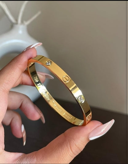 Cartier bracelet -best quality